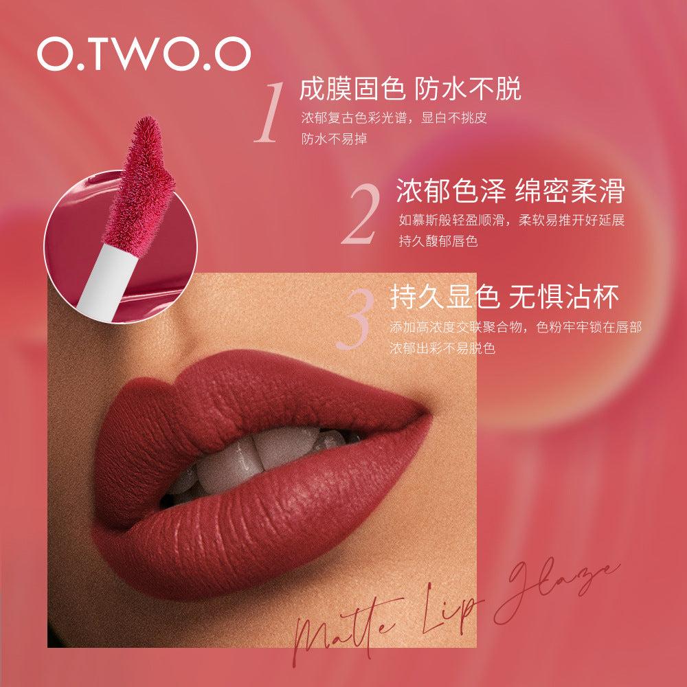 O.TWO.OHigh Energy Thick Fog Matte Lip Gloss No Stain on Cup Velvet Matte Lip Gloss Lipstick1017